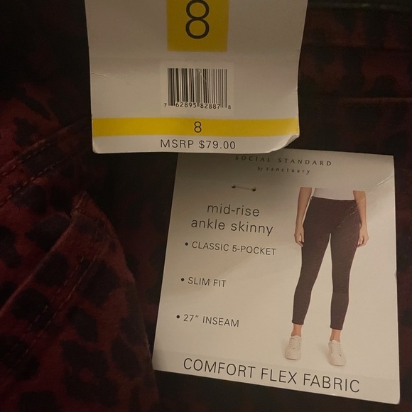 Social Standard Sanctuary Ankle Size 8 (Waist across 15 “) (Length 27”) - Picture 4 of 4